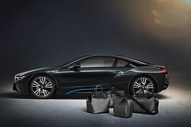 Gepäckset für den BMW i8 - Französisches Design im bayerischen Revolutionär