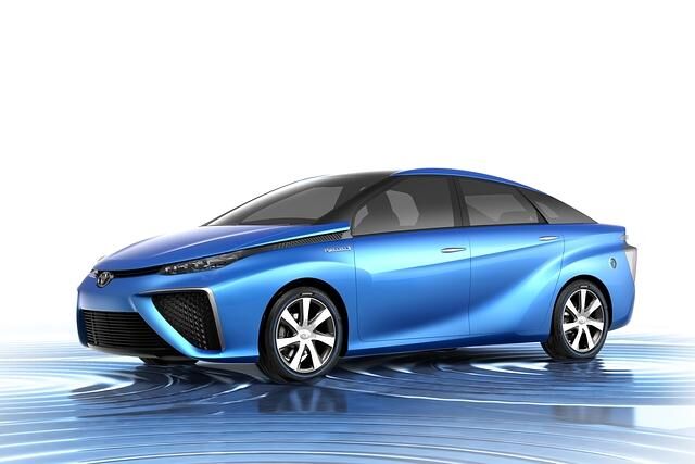 Das Serienmodell wird sich noch etwas von der 2013 in Tokyo gezeigten Studie (Bild) unterscheiden, soll aber außergewöhnlich bleiben