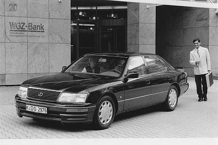 So sah der Lexus LS 400 1997 aus.