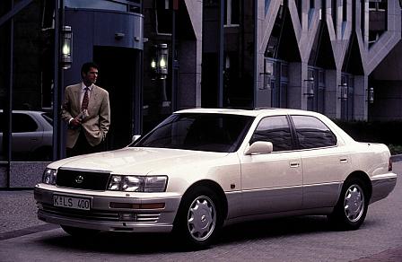 So sah der Lexus LS 400 1997 aus.