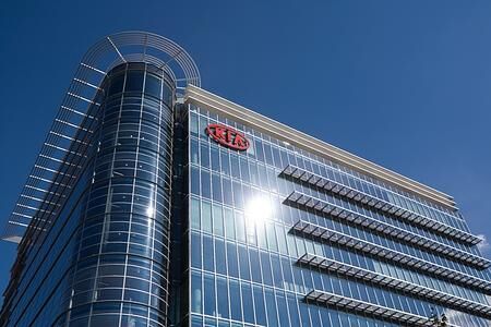 Kia wird zum Banker - Autokauf und –finanzierung aus einer Hand Kia wird zum Banker - Autokauf und –finanzierung aus einer Hand
