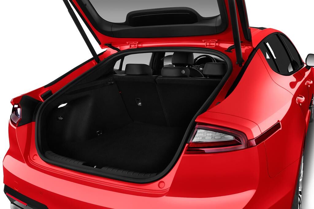 KIA Stinger (Baujahr 2018) GT-Line 5 Türen Kofferraum