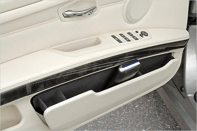 Das Klappfach ist nochmals unterteilt