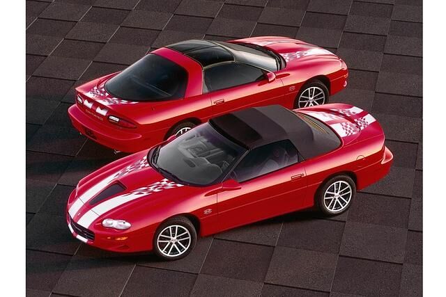 Chevrolet Camaro, vierte Generation als Sondermodell SS 35th Anniversary, Modelljahr 2002