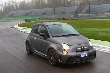 Fahrbericht: Abarth 695 biposto - Mehr geht nicht