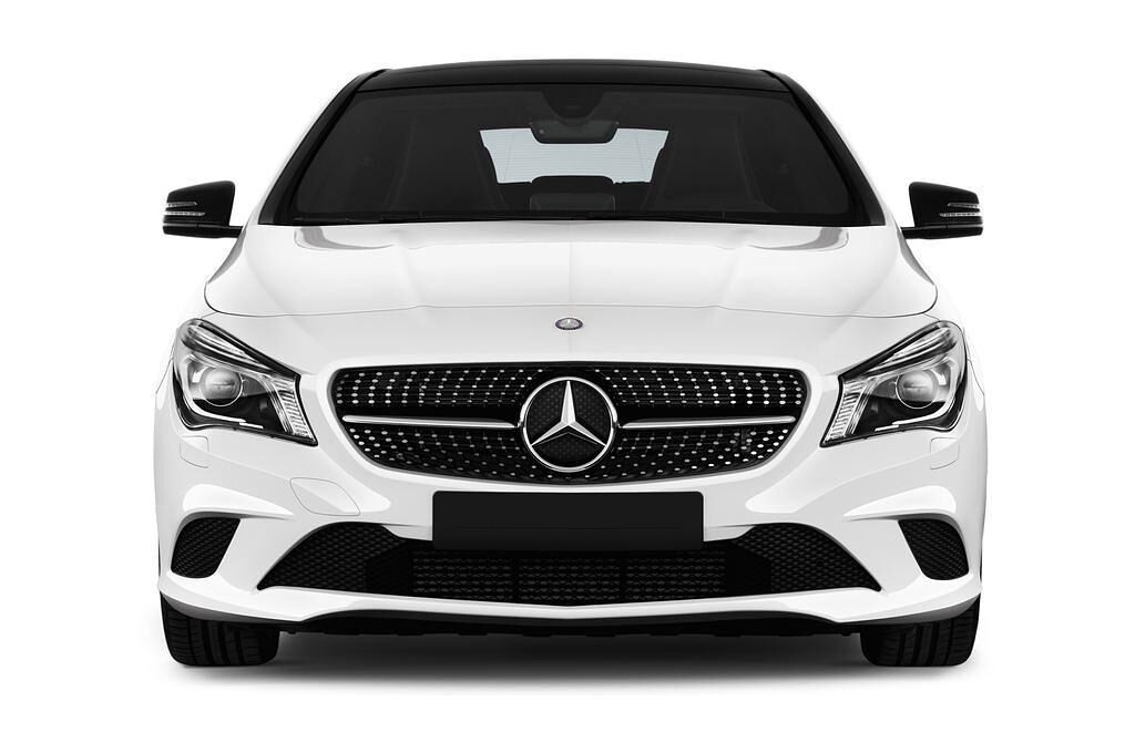 Mercedes CLA (Baujahr 2017) - 4 Türen Frontansicht