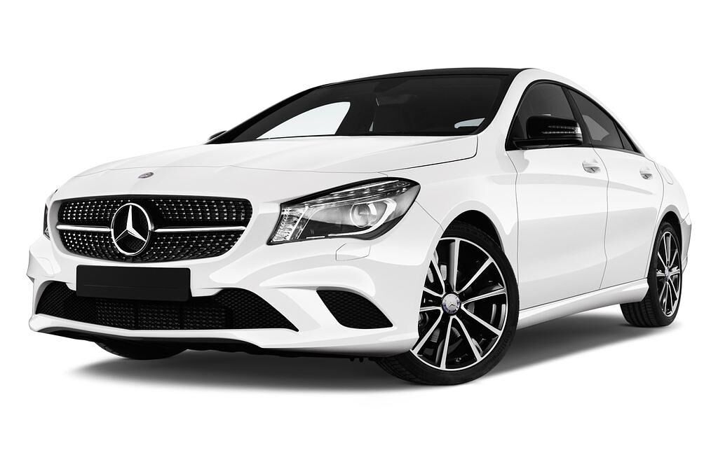 Mercedes CLA (Baujahr 2017) - 4 Türen seitlich vorne mit Felge