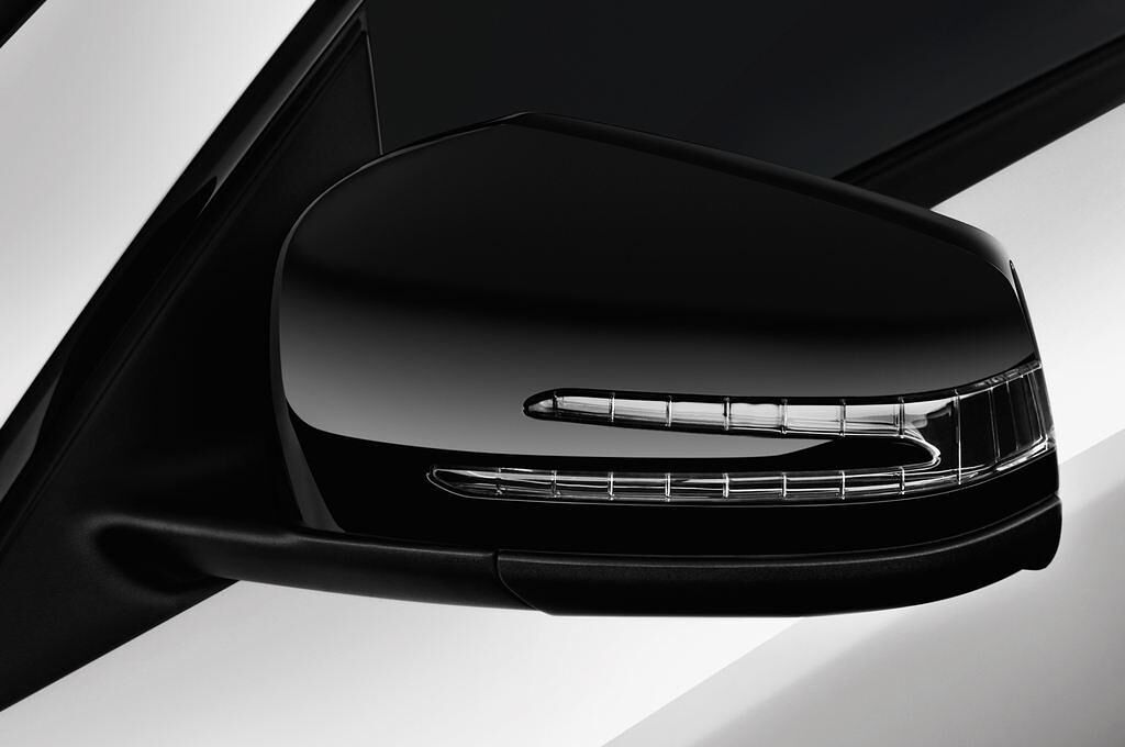 Mercedes CLA (Baujahr 2017) - 4 Türen Außenspiegel