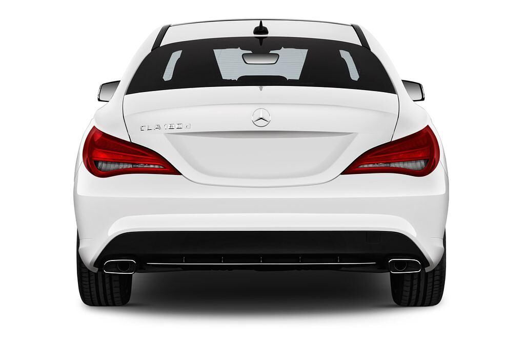 Mercedes CLA (Baujahr 2017) - 4 Türen Heckansicht