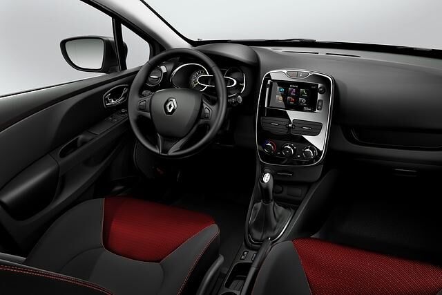 Auch der Innenraum des Renault Clio ist ansehnlich und zudem noch funktional