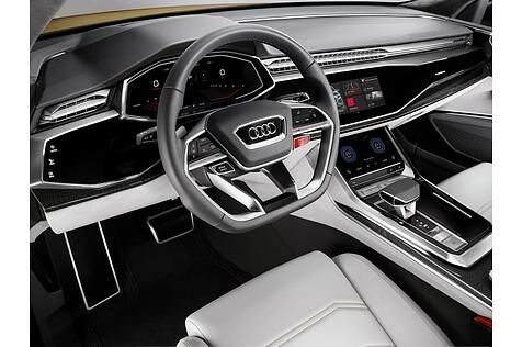 Audi Q8 Concept - mehrere Touchdisplays