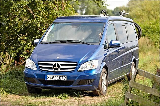 Der Viano Marco Polo schafft auch locker leichtes Gelände