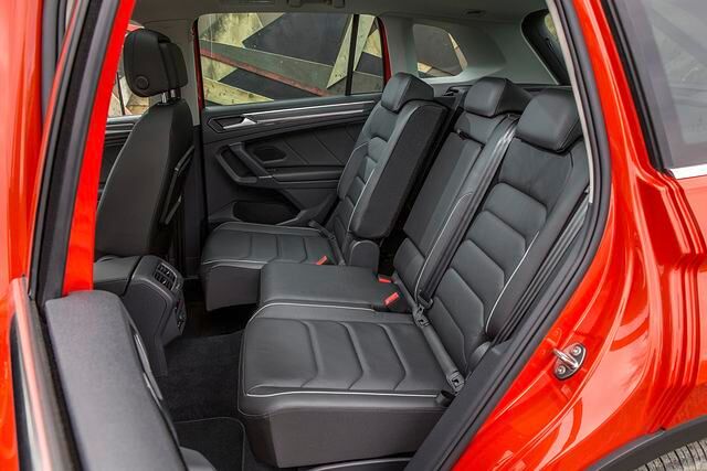 Beim Interieur  bleibt der Tiguan in sachlichen Sphären und seiner Klasse somit treu