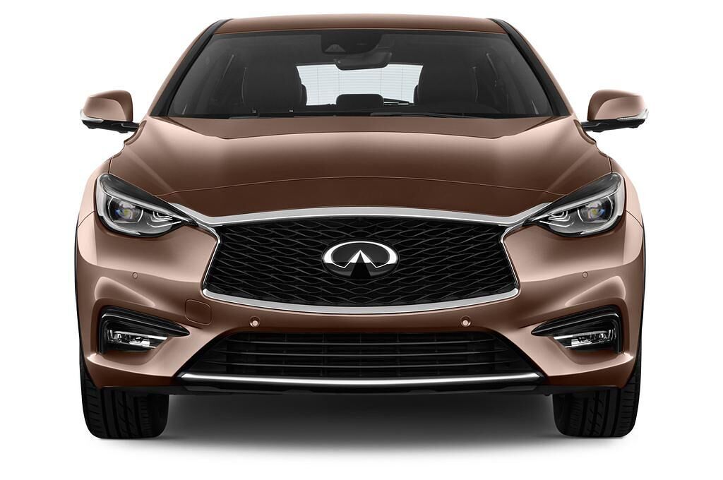 Infiniti Q30 (Baujahr 2016) Premium 5 Türen Frontansicht