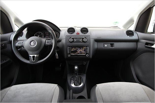 Insgesamt ein funktionales und modernes Design im Innenraum