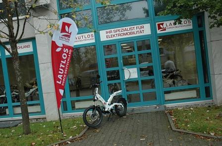 Elektro-Autohaus - Stromer-Handel mit Hindernissen