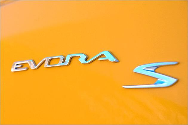 Das "S" steht für eine Leistungssteigerung von 280 auf 350 PS