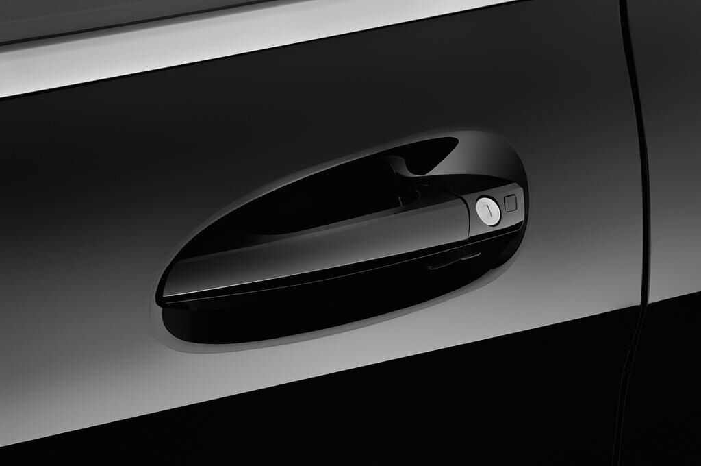 Mercedes CLA (Baujahr 2015) Amg 4 Türen Türgriff