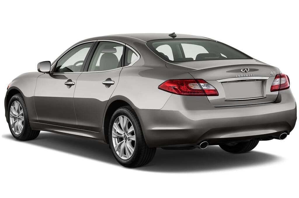Infiniti Q70 (Baujahr 2014) 3.7 V6 7AT 4 Türen seitlich hinten