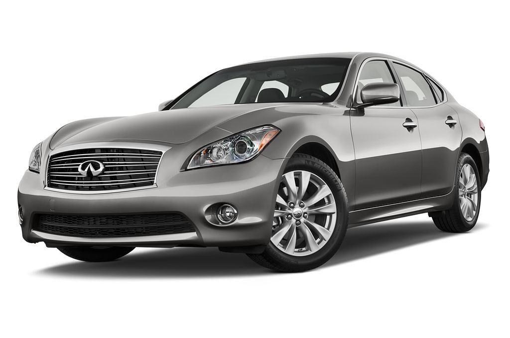 Infiniti Q70 (Baujahr 2014) 3.7 V6 7AT 4 Türen seitlich vorne mit Felge