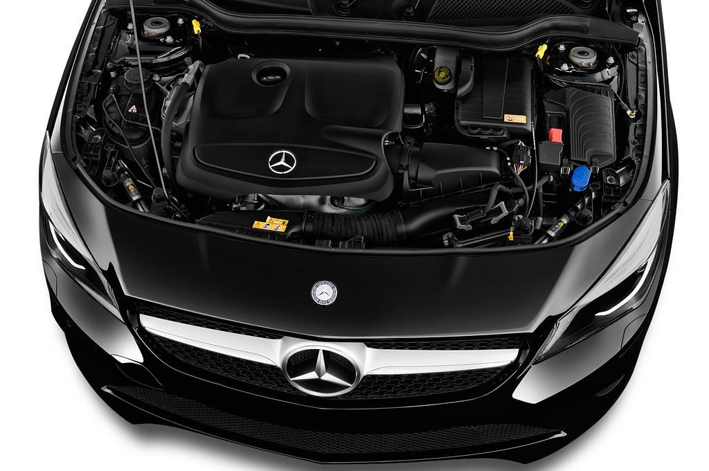 Mercedes CLA (Baujahr 2013) Urban 4 Türen Motor