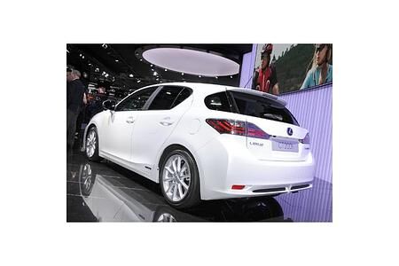 19. März ist Verkaufsstart für neuen Lexus CT 200h