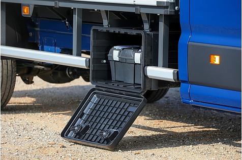 Viel Stauraum im und am MAN TGE