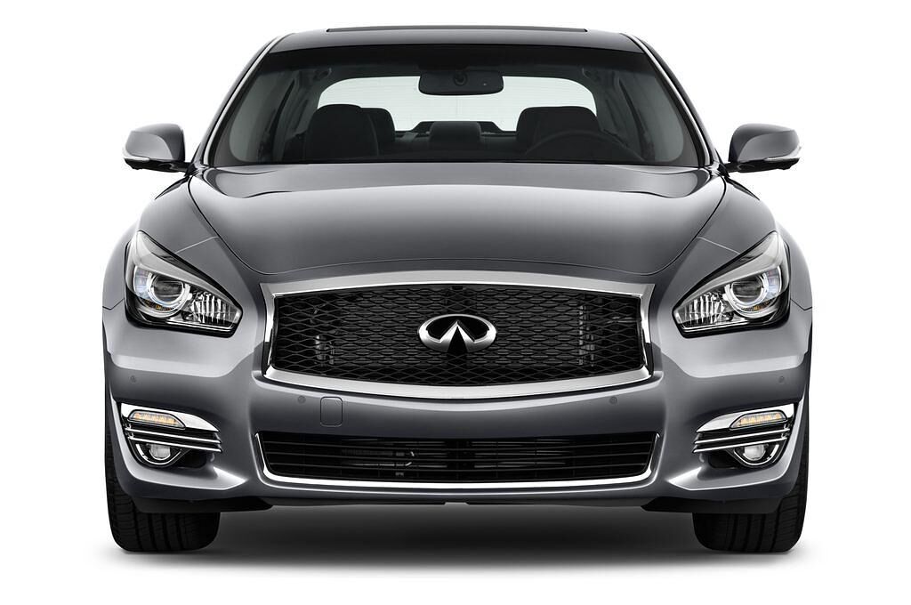 Infiniti Q70 (Baujahr 2015) 3.7 V6 7At 4 Türen Frontansicht