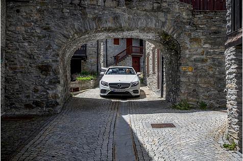 Bei 54.228 Euro geht es los.