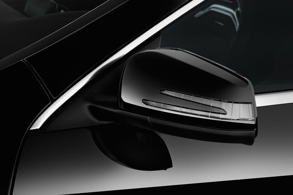 Mercedes CLA (Baujahr 2015) Amg 4 Türen Außenspiegel