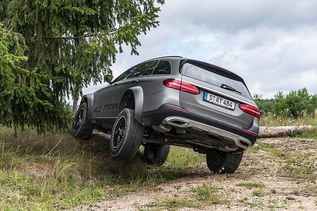 Die Bodenfreiheit liegt bei 420 Millimeter