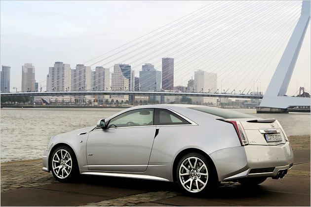 Das CTS-V Coupé ist für 80.490 Euro erhältlich