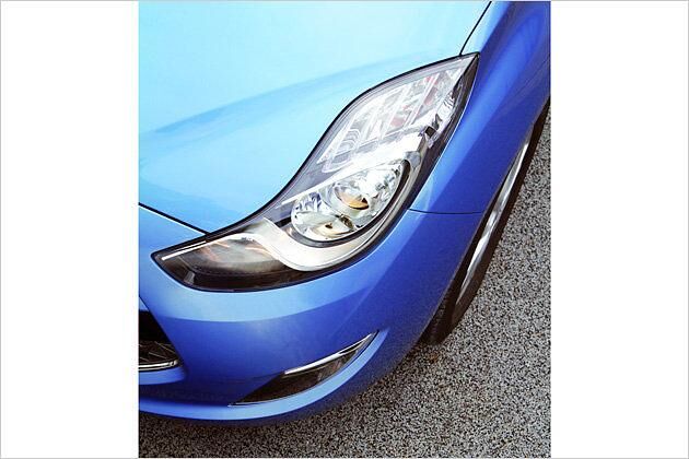 Projektionsscheinwerfer mit Abbiegelicht