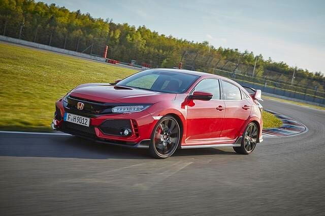 Auf der Rennstrecke macht der Type R eine Top-Figur
