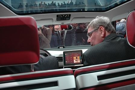 Genf 2011: VW Bulli-Studie