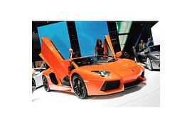 Genf 2011: Lambo präsentiert „fliegenden“ Murcielago-Nachfolger