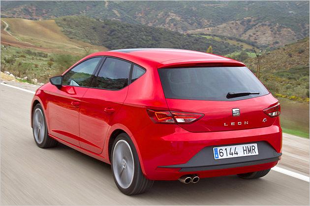 Breitschultrig mit kurzem hinteren Überhang: Der Leon macht einen wohlproportionierten Eindruck