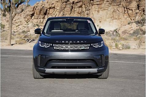Land Rover Discovery 3.0 Si V6 - ausgeräumtes Gesicht