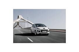 Peugeot 3008 Hybrid4 erhält Goodyear Innovation Award