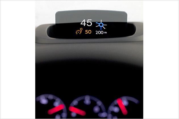 Ganz neu ist das jetzt farbige Head-up-Display