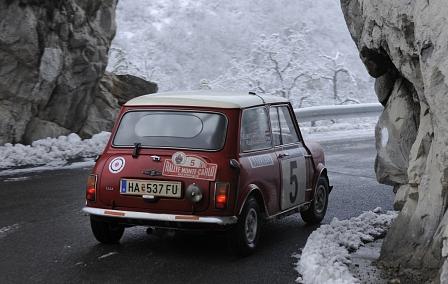 Mini bei der historischen Rallye Monte Carlo 2011