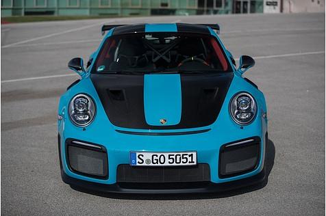 Porsche 911 GT2 RS - martialischer Auftritt