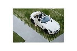 Exklusiv: Mercedes SLS AMG Roadster schreibt den Mythos fort