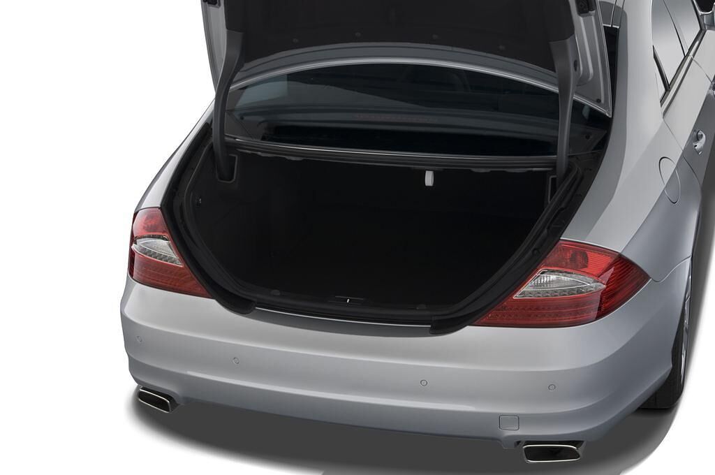 Mercedes CLS (Baujahr 2010) 500 4 Türen Kofferraum