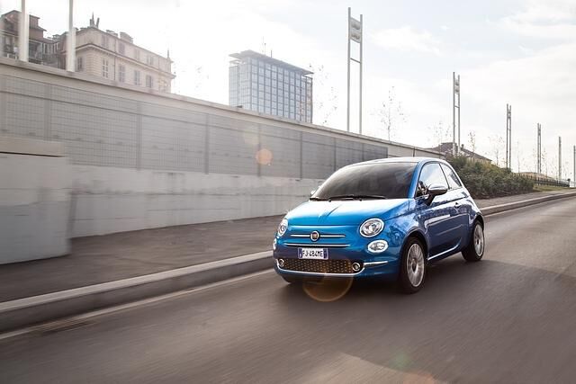 Fahrbericht: Fiat 500 C Mirror -  Voll vernetzt