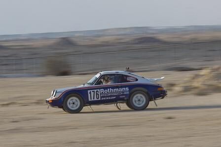 Porsche 911 Carrera 4x4 Paris-Dakar