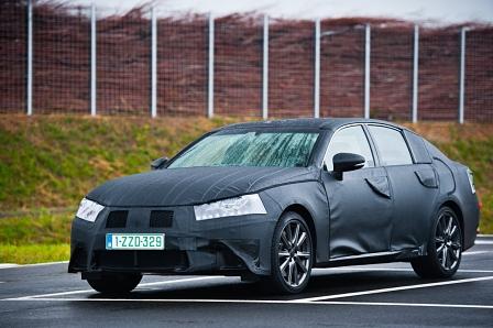 Prototyp Lexus GS 450h Modelljahr 2013