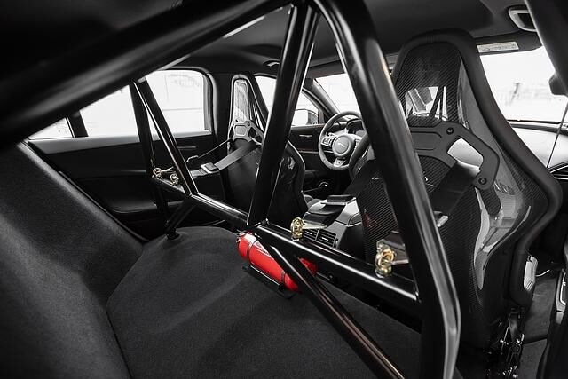 Der Käfig ist Teil des Track Packs