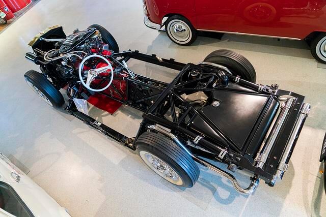 Zeppelin hat vom Gladiator ein komplettes Fahrzeug und zwei Chassis produziert. Eines der beiden Chassis blieb erhalten, das zweite gilt als verschollen