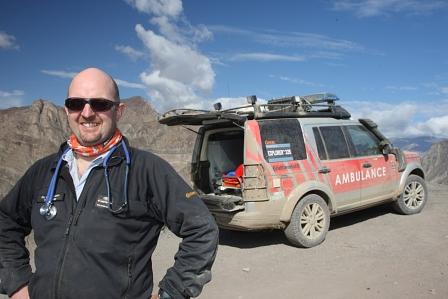 Land Rover Ambulanz: Dominik Dörr